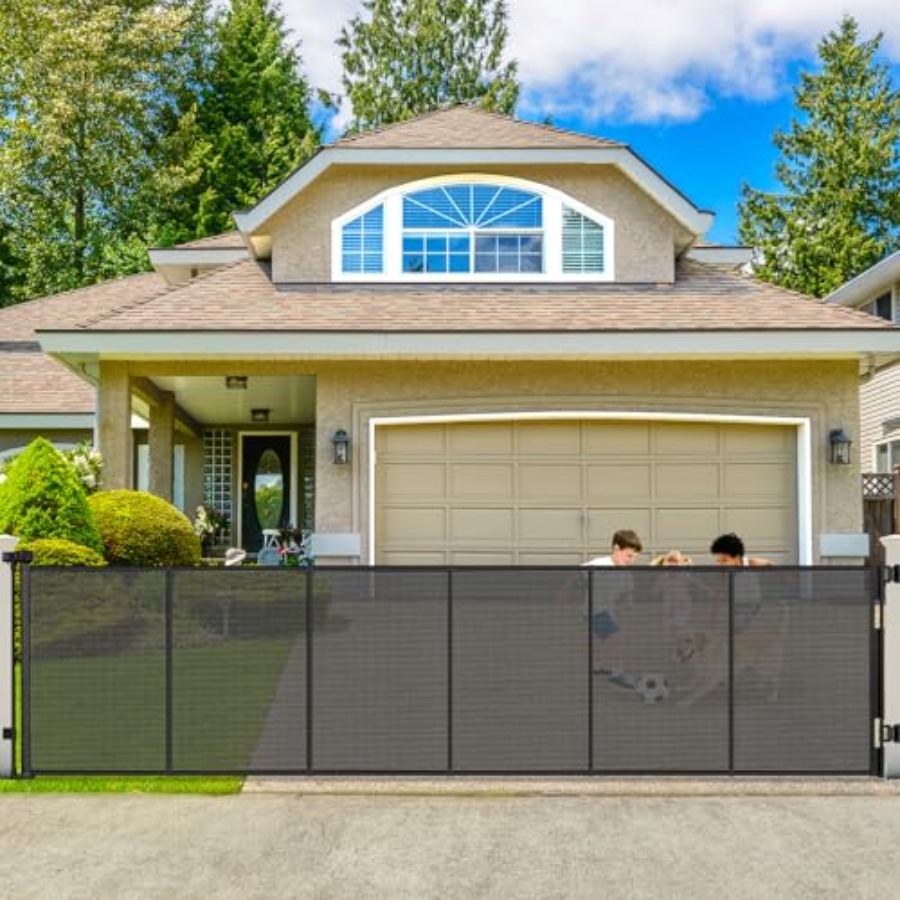 Baby Gate Extra Wide - Outdoor retractable baby gate for deck/garage/patio