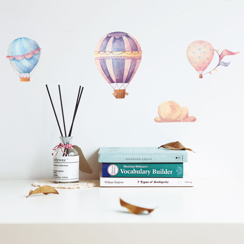Baby Nursery Set Furniture - Creative Colorful Hot Air Balloon Wall