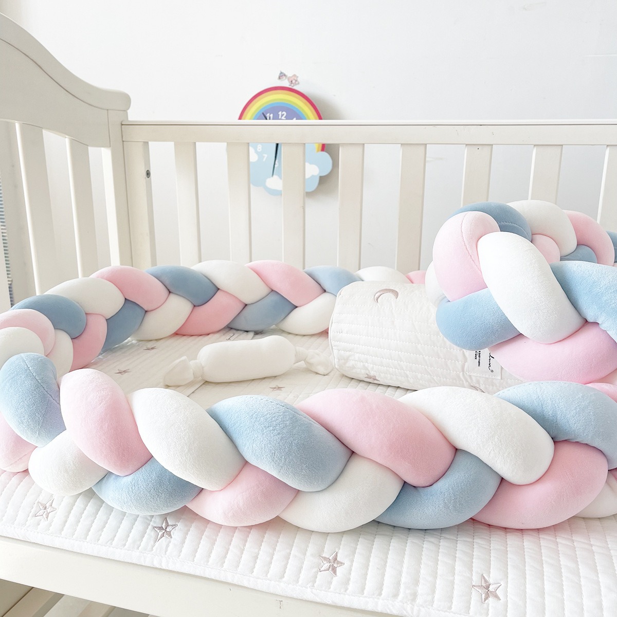 Newborn 2-4M Baby Safety Bed B - Baby Nursery Rhymes recension och pris